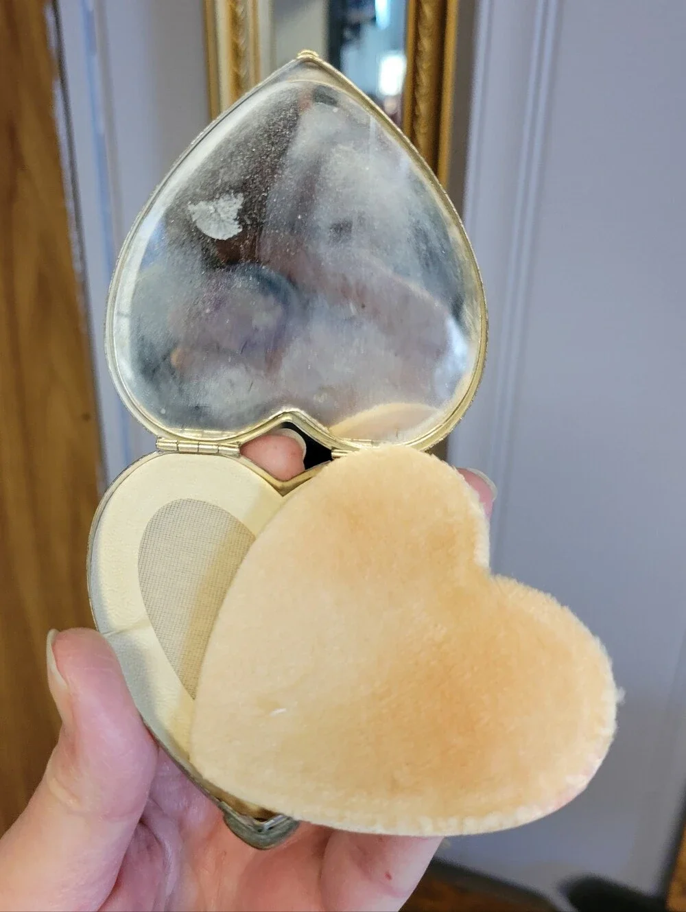 Vintage Washington D.C. Heart-shaped Souvenir Compact - Gold & Aged Silver